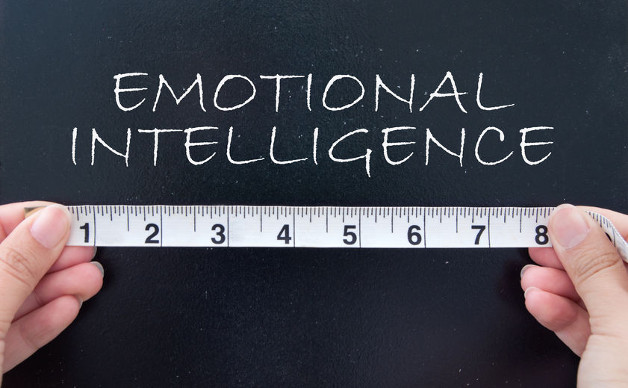 Le caratteristiche che un intelligente emotivo possiede e la loro importanza
