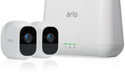 NETGEAR ARLO PRO 2: LA VIDEOCAMERA DI SORVEGLIANZA SENZA FILI PIÙ VENDUTA MIGLIORA ANCORA.