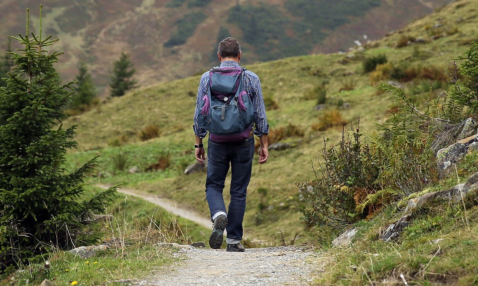 Un trekking per far rivivere i luoghi del terremoto  EOLO sostiene “Viaggio nel paradiso della Sibilla”